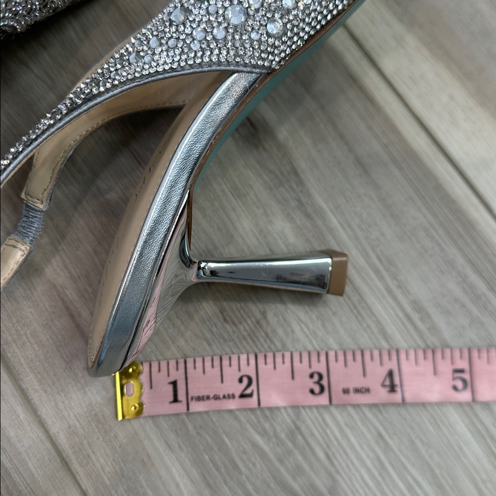 Betsy Johnson Clark sling back rhinestone embellished heels size 9.5 - Picture 7 of 7